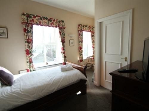 The Three Acres Inn & Restaurant Huddersfield Dış mekan fotoğraf