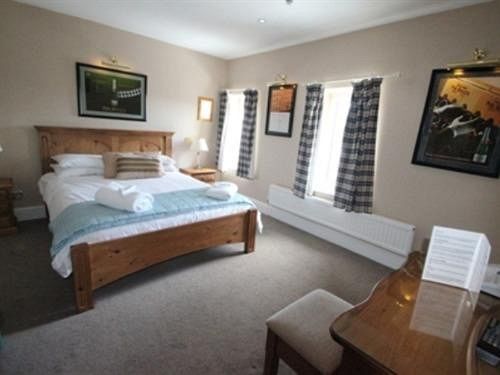 The Three Acres Inn & Restaurant Huddersfield Dış mekan fotoğraf